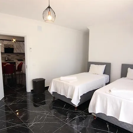Comfy Flat In Islamlar With Garden And Balcony Lägenhet Kalkan